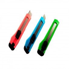 Ніж канцелярський NeoLine 9 мм 6300