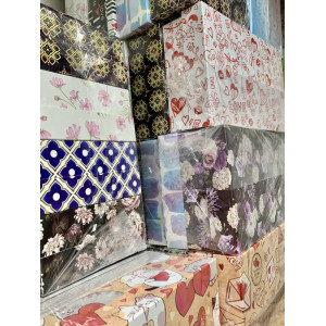 Коробка для подарунків 30х18,5х8,5 см